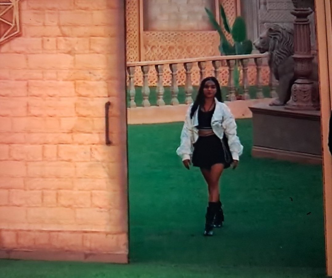 rajavinash8083's tweet photo. Welcome BACK #ManishaRani 🤩💥
I am proudly  say  she is the backbone of the show ❣️
 #The50 https://t.co/cwH99Brr88