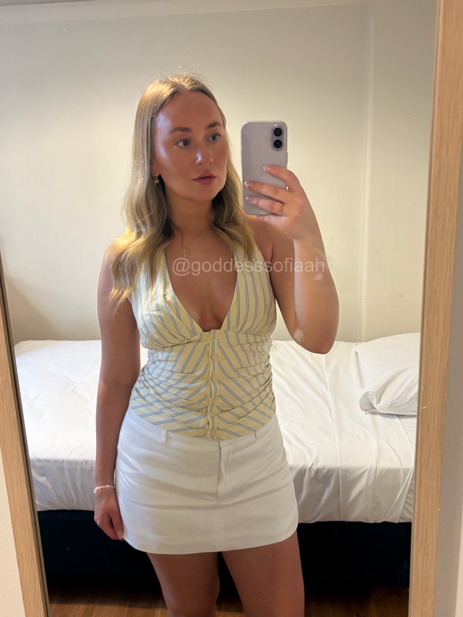 Goddess Sofia | Findom 👑💸 tweet media
