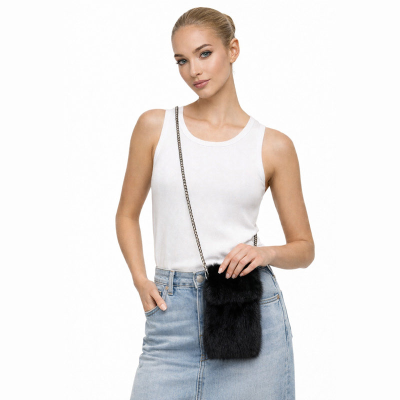 DAYMISFURRY's tweet photo. A stylish new arrival crafted from luxurious mink fur. Soft, elegant, and perfect for adding a touch of sophistication to any look. ✨#furbag #bag #accessory #fashionbag #minkfur #realfur #furry #womensfashion #ladyfashion #springbag #handmade #boutique #premium https://t.co/j7mQq3bGCe