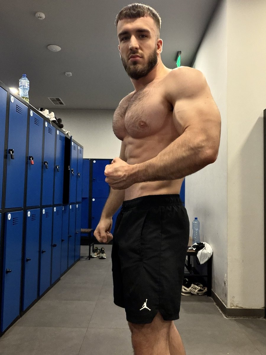 HunterX_ tweet media