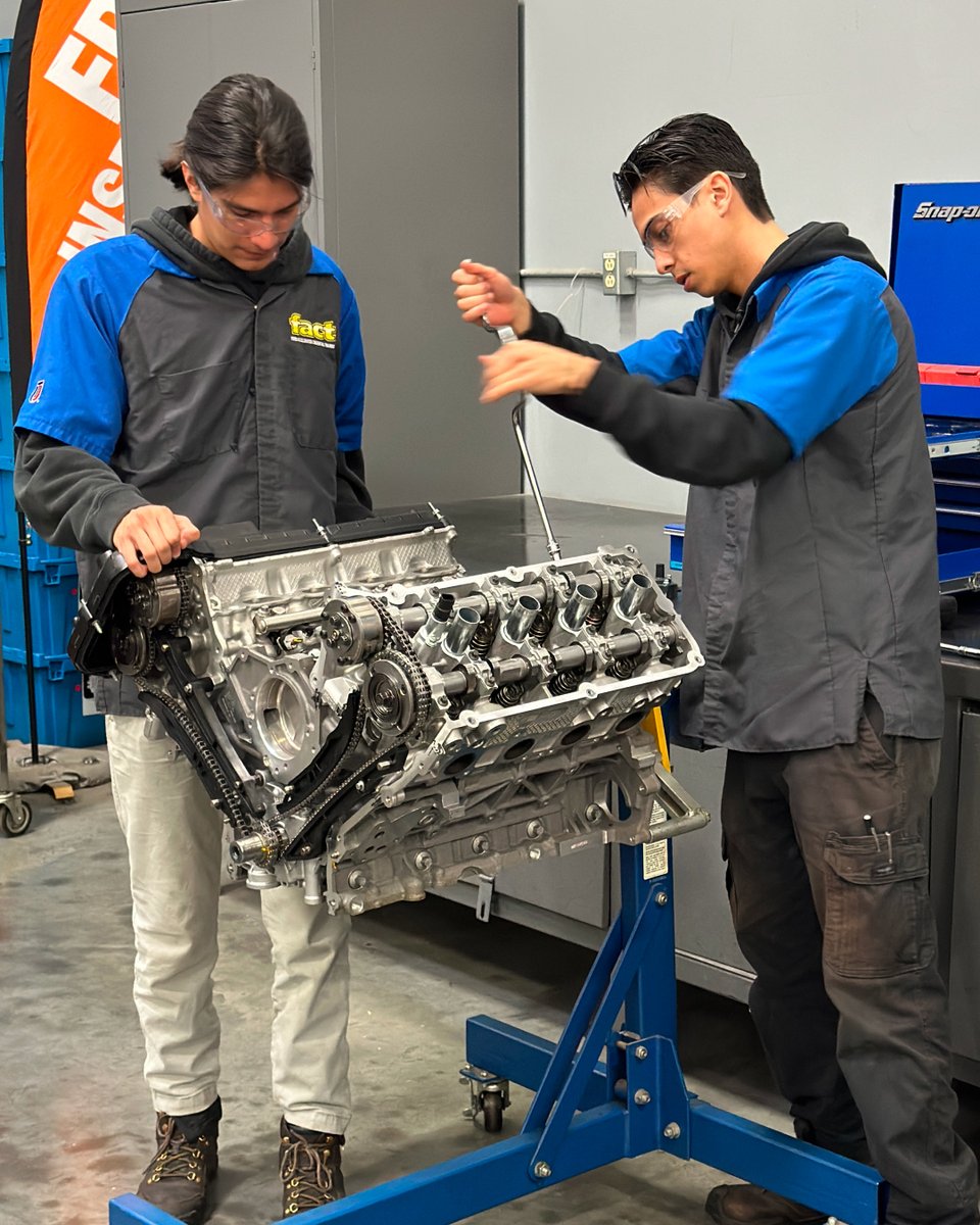 Universal Technical Institute tweet media