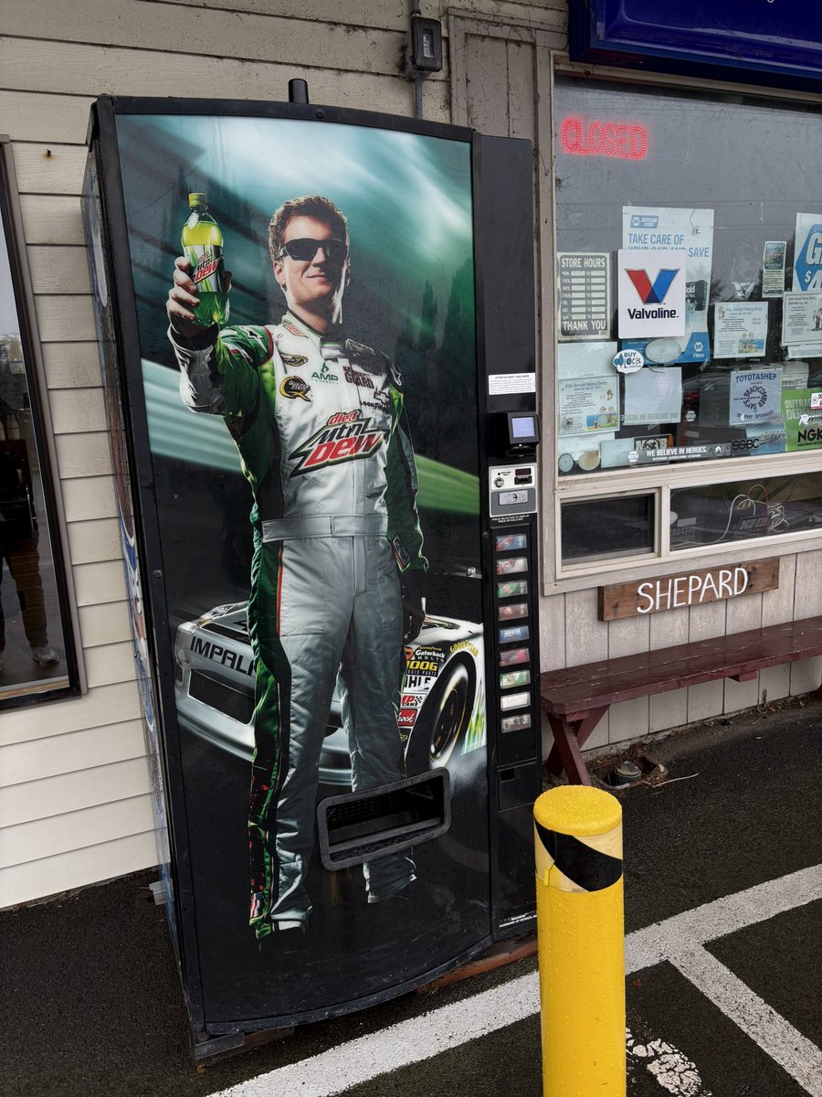 Jack Bonnell tweet media