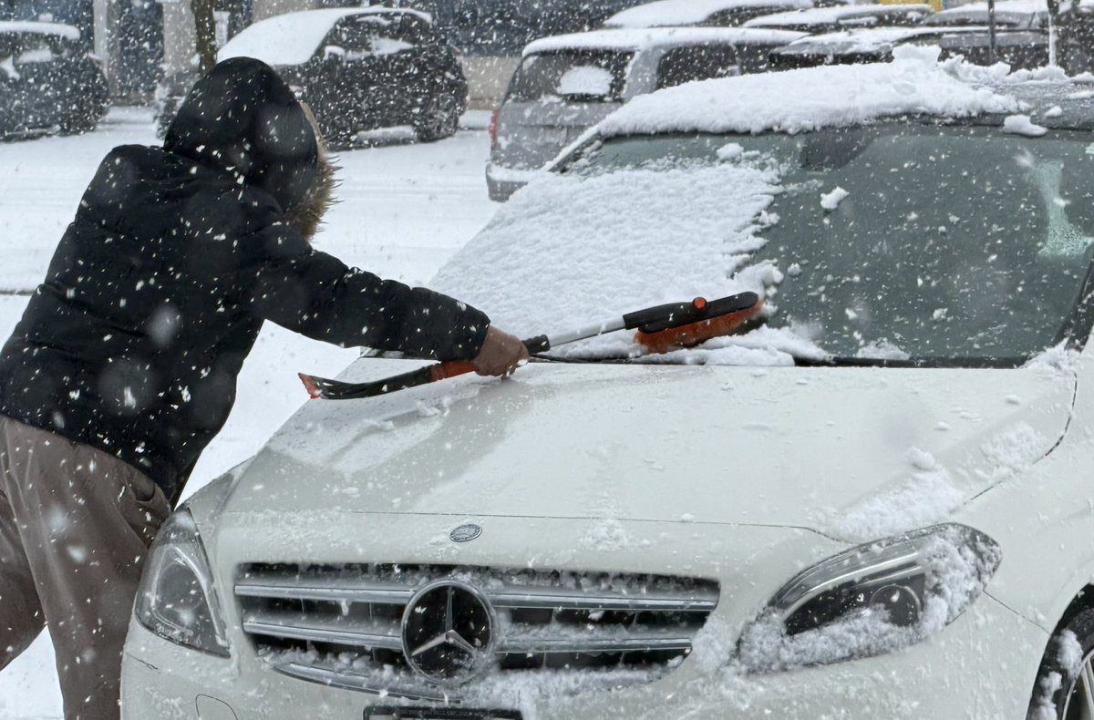 Anwar Knight tweet media