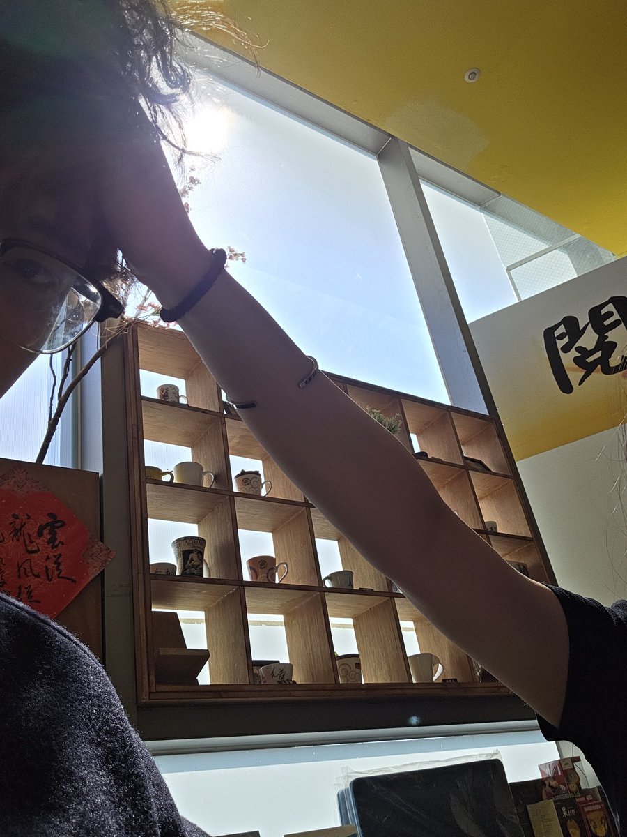 擺渡人 tweet media