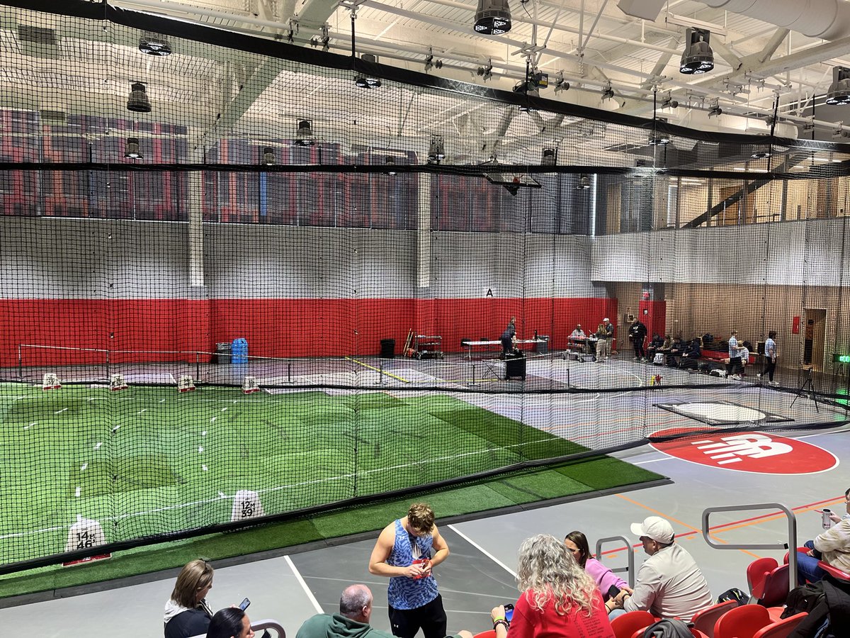 FLB_Track's tweet photo. Updates from Nationals- Mason will be in the 3rd flight of shot put. Shot Put Starts at 2pm. https://t.co/ZWc8ojxZo7