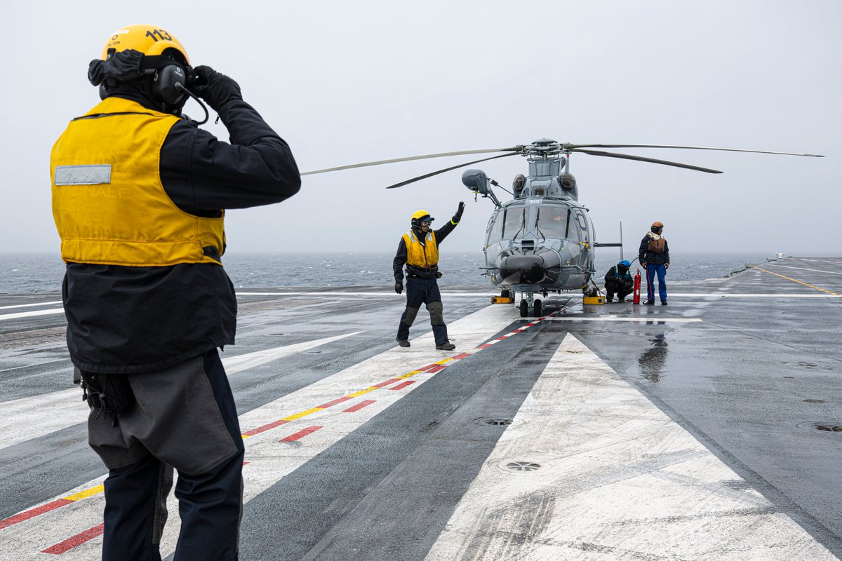 Marine nationale tweet media