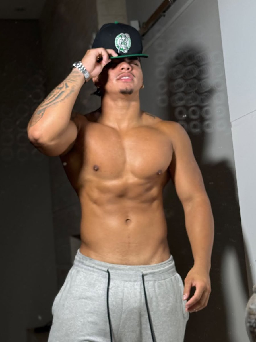 Alisson TRG tweet media