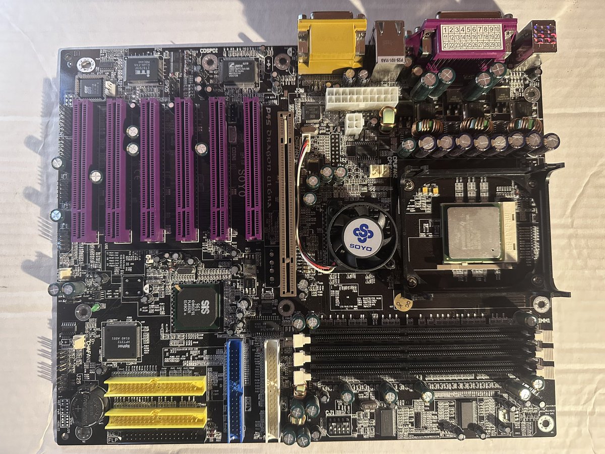 ThisOldTech tweet media