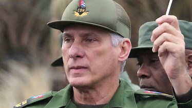 CorresponsalsMX's tweet image. #ULTIMAHORA 
🇨🇺 #CUBA ESTA ACORRALADO👇
Miguel Díaz Canel, mandatario informó en un video en cadena nacional que ya se acordaron conversaciones con el gobierno de @realDonaldTrump  🇺🇸 #EstadosUnidos y podrá ingresar el @FBI  al país para realizar investigaciones.
#Cuba por una