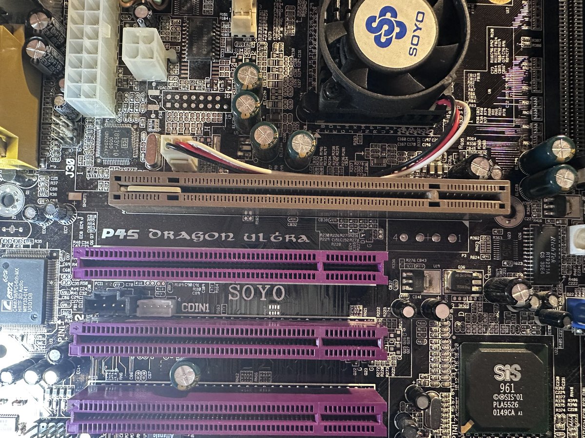 ThisOldTech tweet media