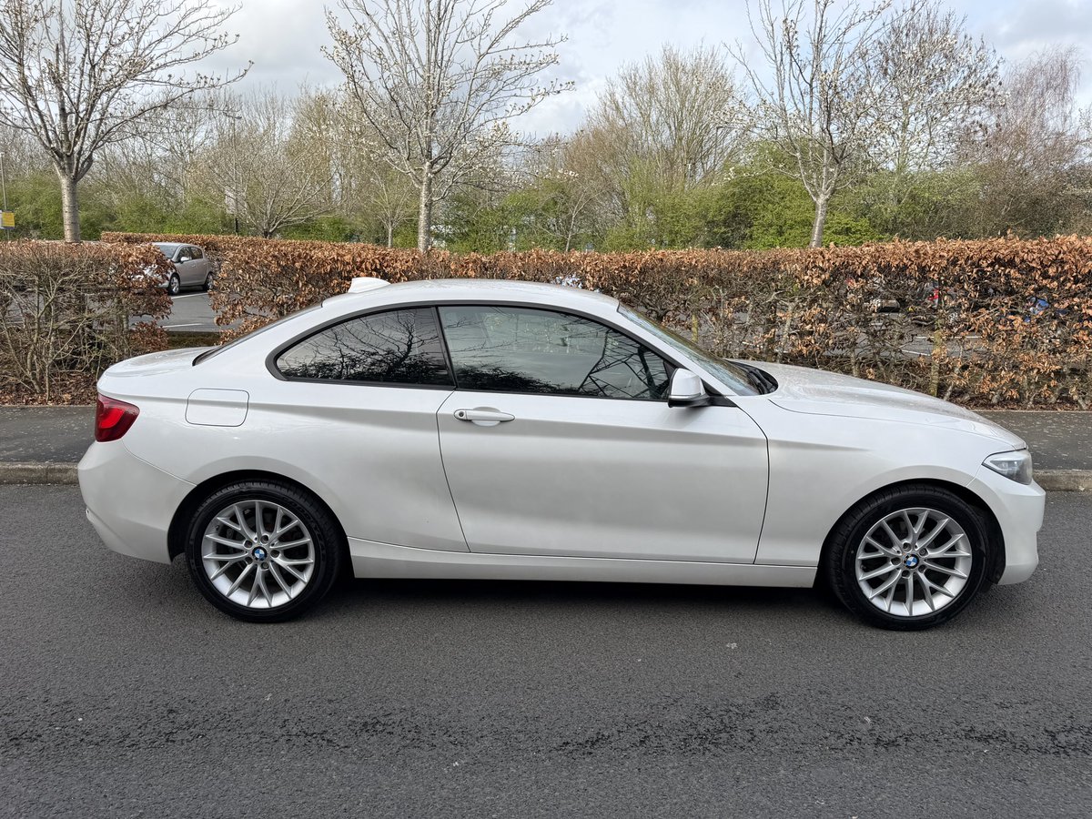 SellUsYourCars's tweet photo. #CarsWeHaveBought💰
2014 BMW 218d 2.0L Diesel Manual Coupe. On 106k miles, in pearlescent mineral white colour. Really good condition & a really nice looking car! 🦢🤍
💬@Sellusyourcars
🌐https://t.co/AG51YFeOAB
📍Aylesbury, Buckinghamshire.
#BMW #218d #BMW218d https://t.co/7aqBpnjWU7