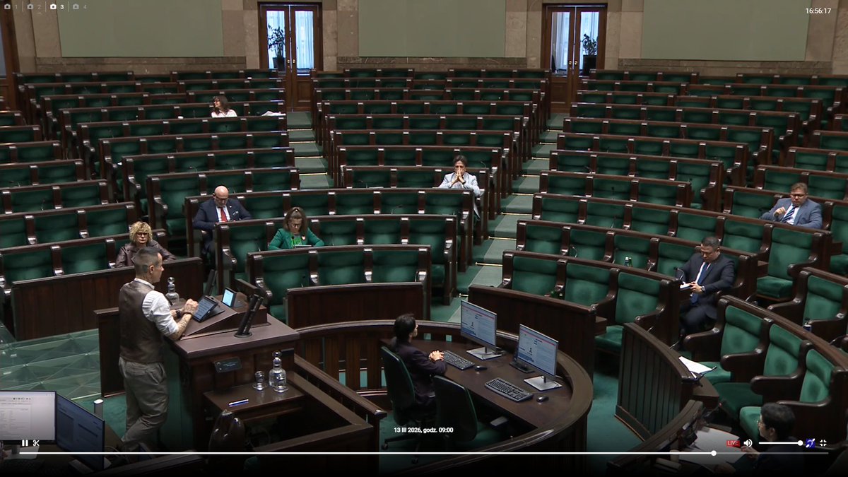 PawelDSM tweet media