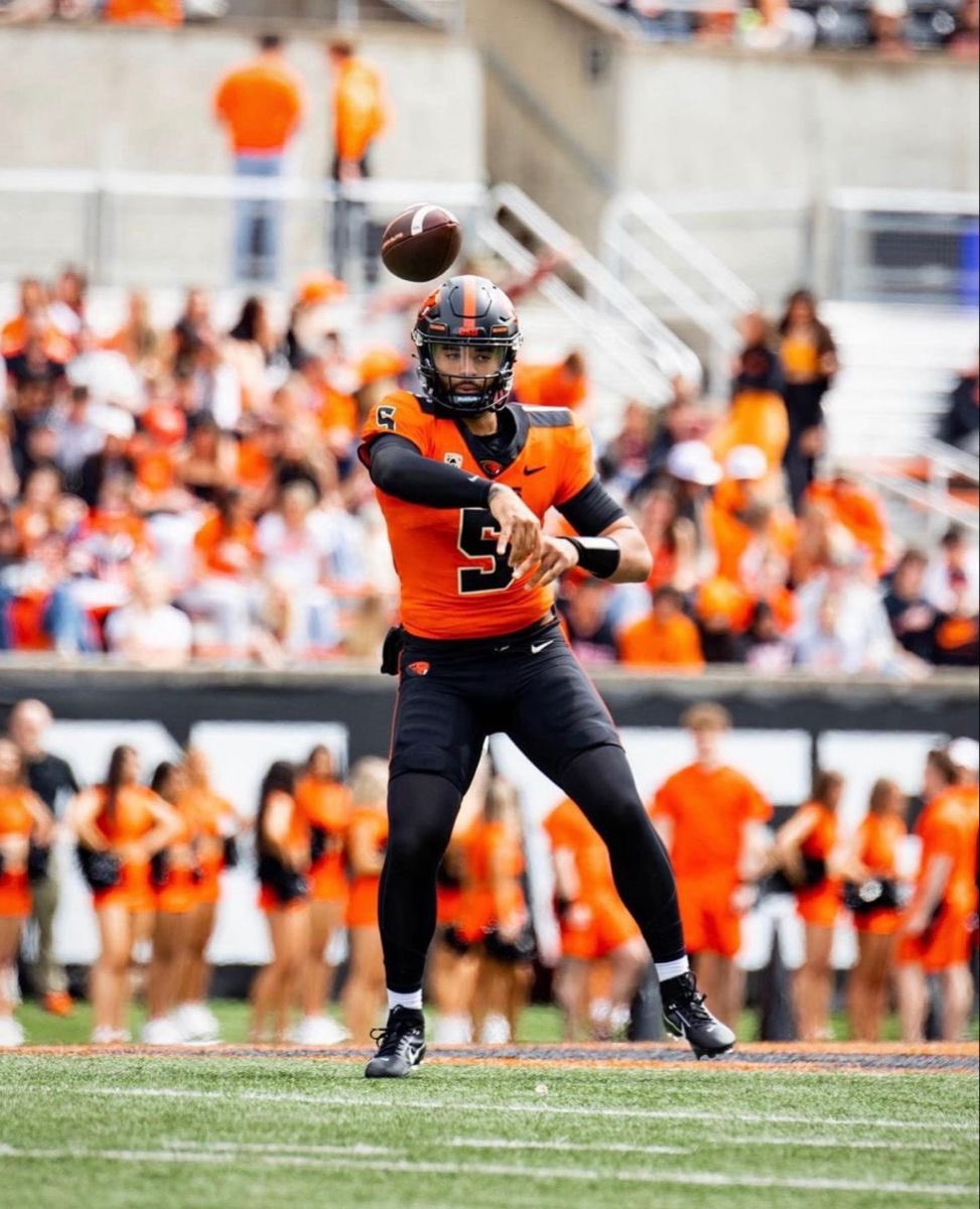 Sione Tu’amoheloa-Kaho✯ tweet media