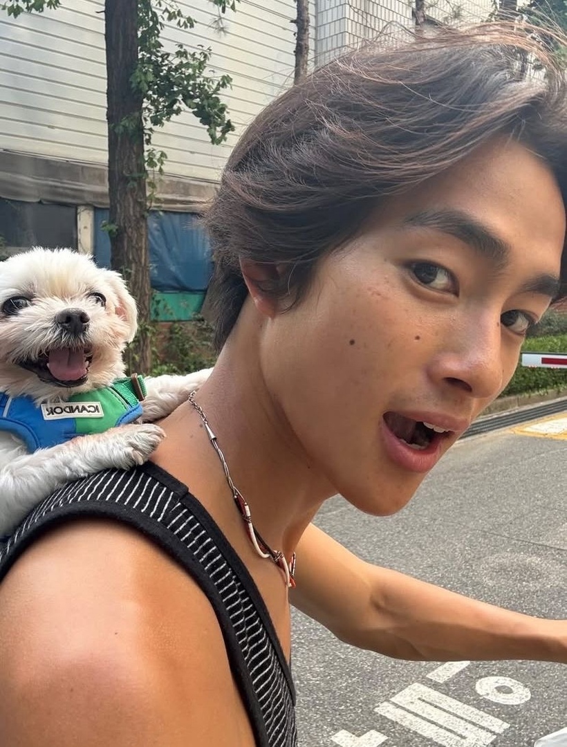 USE ' HEY / ✉️ ' - ENGLISH ONLY tweet media