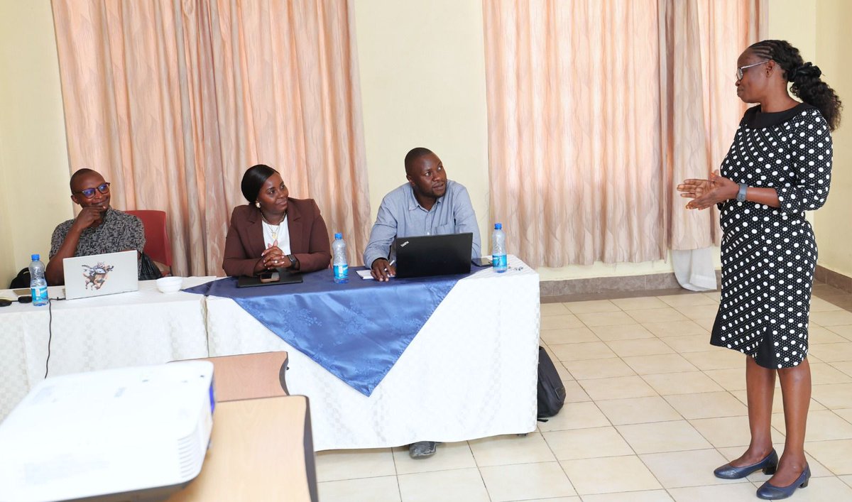 ODP_KEofficial's tweet photo. Reducing the cost of doing business remains central to the Bottom-Up Economic Transformation Agenda. The Office of the Deputy President, thro Dr @gasherimugaoP, engaged the Technical Working Group on Energy Tariffs to review progress on reforms aimed at lowering electricity costs https://t.co/jXz0GMsrmf