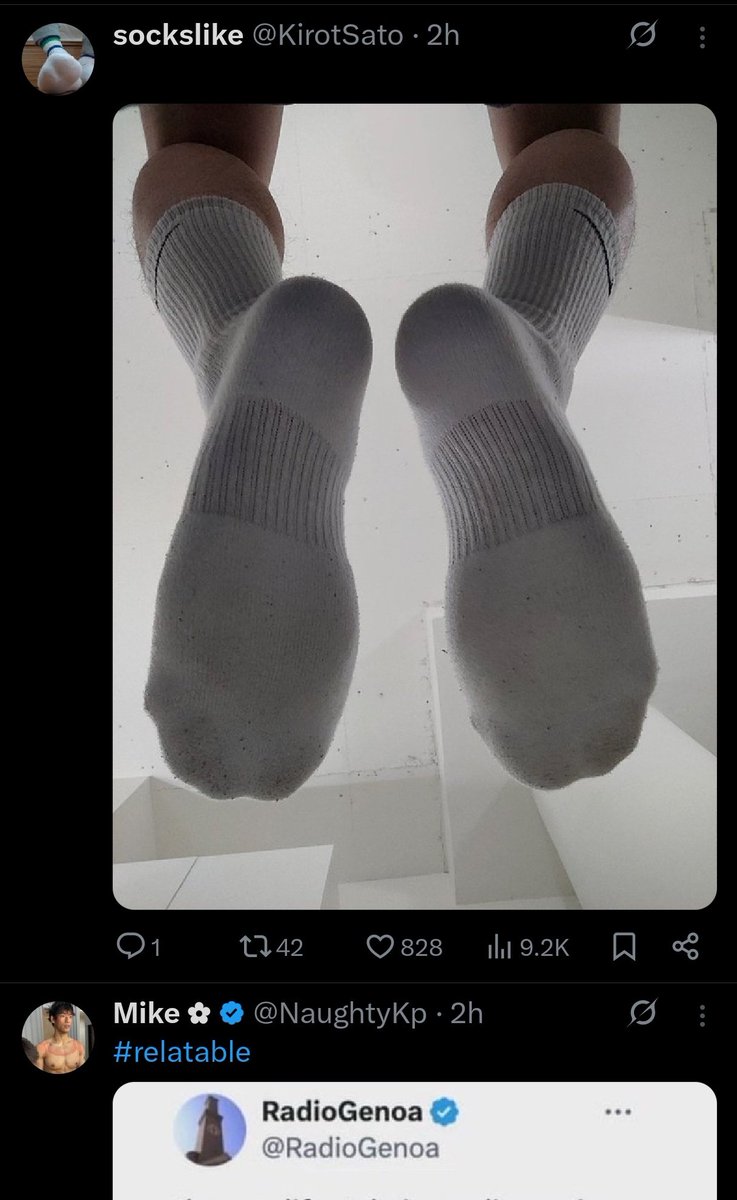 TheBansheeboi's tweet photo. WHY'S MY TL FULL OF FEET AND SOCKS WHAT'S GOING ON https://t.co/4V4RCSImQe