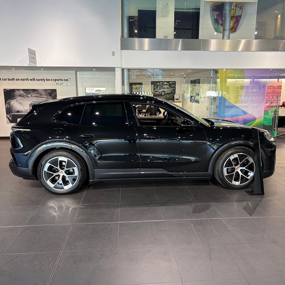 Select Car Leasing tweet media