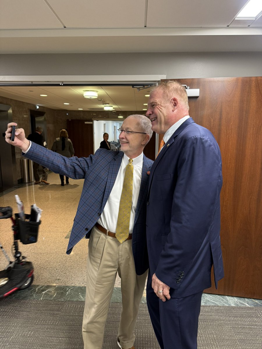 Glenn Jacobs tweet media