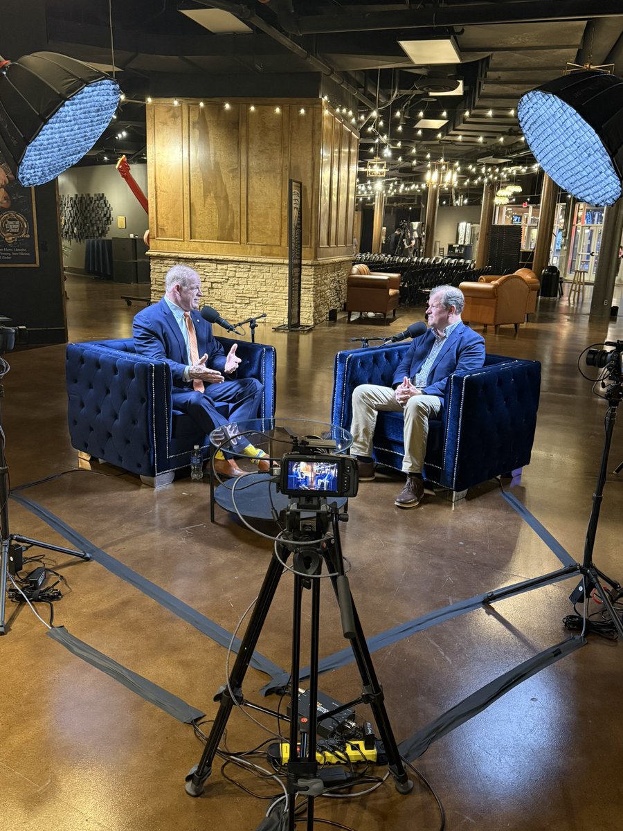 Glenn Jacobs tweet media