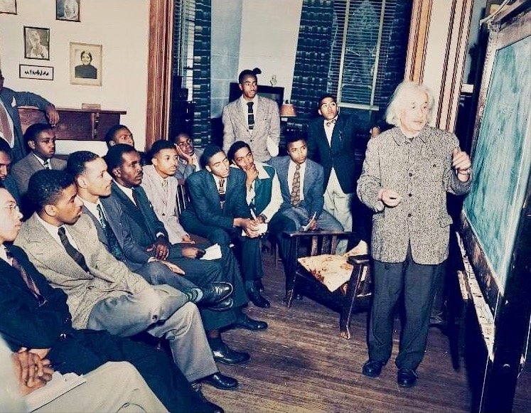 Math_files's tweet image. 3 .14.2026
Happy Birthday Albert Einstein. Born on Pi-day.

In the picture teaching physics at Lincoln University, in 1946.