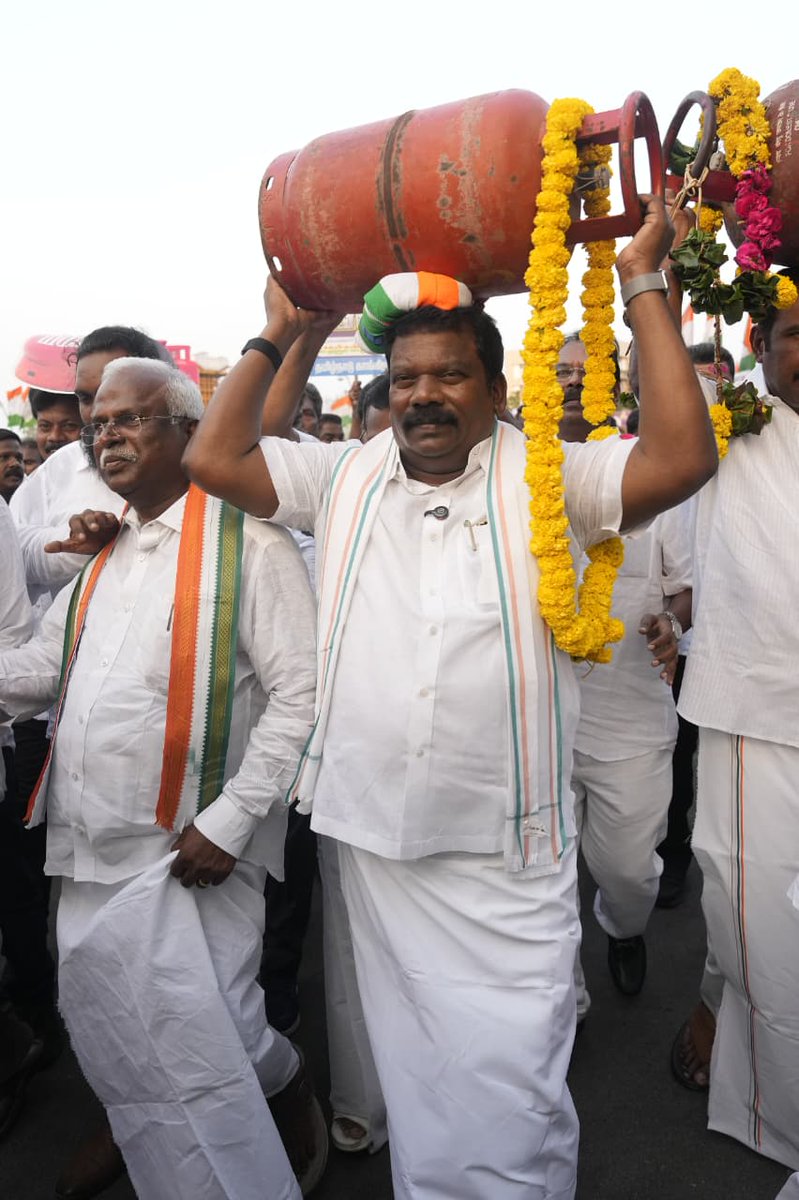 Congress tweet media