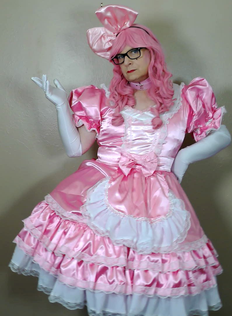 SissyMelissaSF tweet media