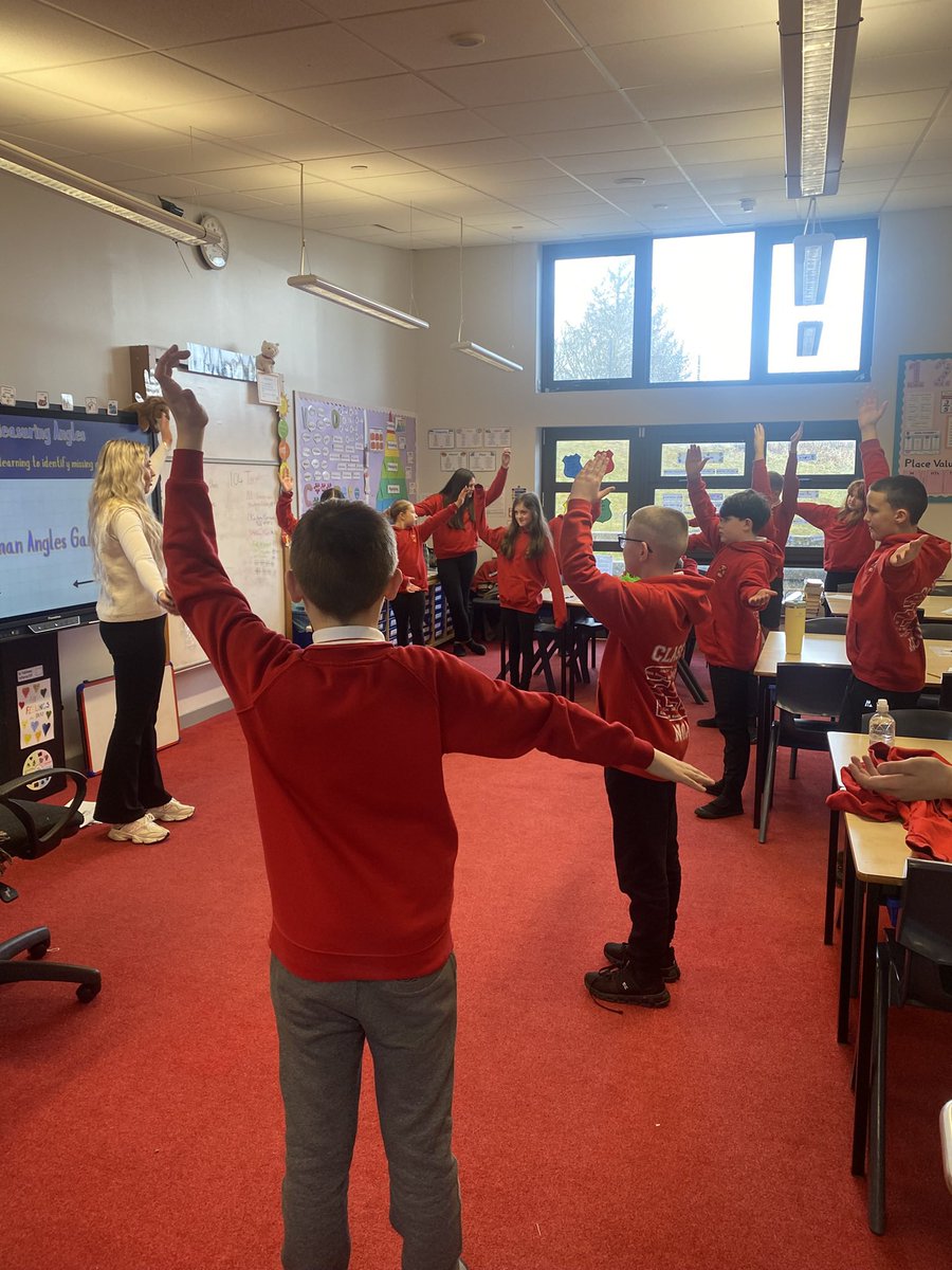 Mrs Alexander P7 🧡 tweet media