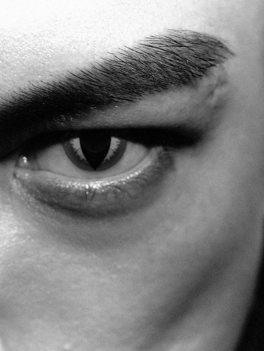 T.O.P drops new concept pictures for his first studio album ‘ANOTHER DIMENSION’.

— “YOU ARE INVITED TO ANOTHER DIMENSION”.