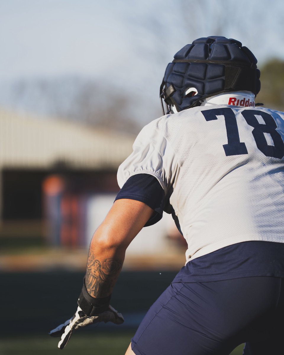 Santiago Macias tweet media