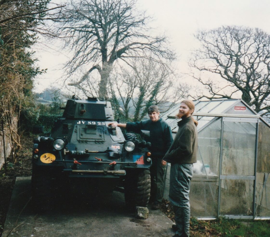 Composition tweet media