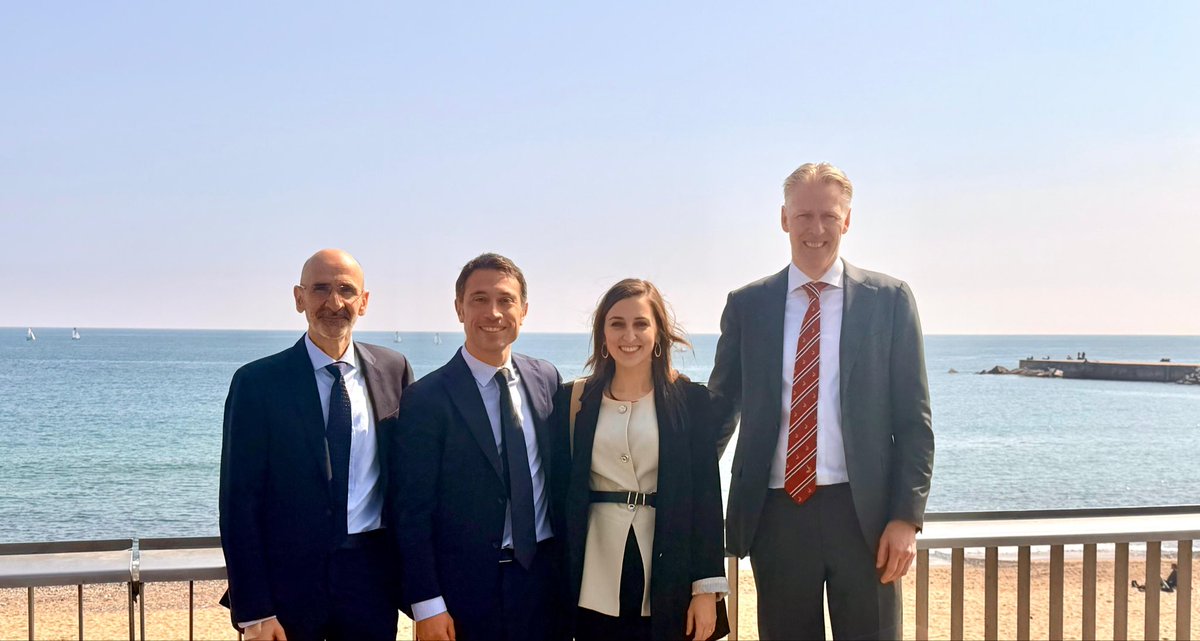 HpbMar's tweet photo. Great day at @hospitaldelmar , with @MarcBesselink , Fernando Rotellar and @Pando during a PhD defense visit.

Science, surgery, great discussions… and a serious ping pong match 🏓 (where surgical skills didn’t necessarily help!).

Academic life is also about friendship and fun. https://t.co/uTJpvB50eg