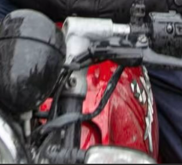 bhakth_'s tweet photo. @BRICSinfo Bajaj Pulsar https://t.co/2rlJhBwInD