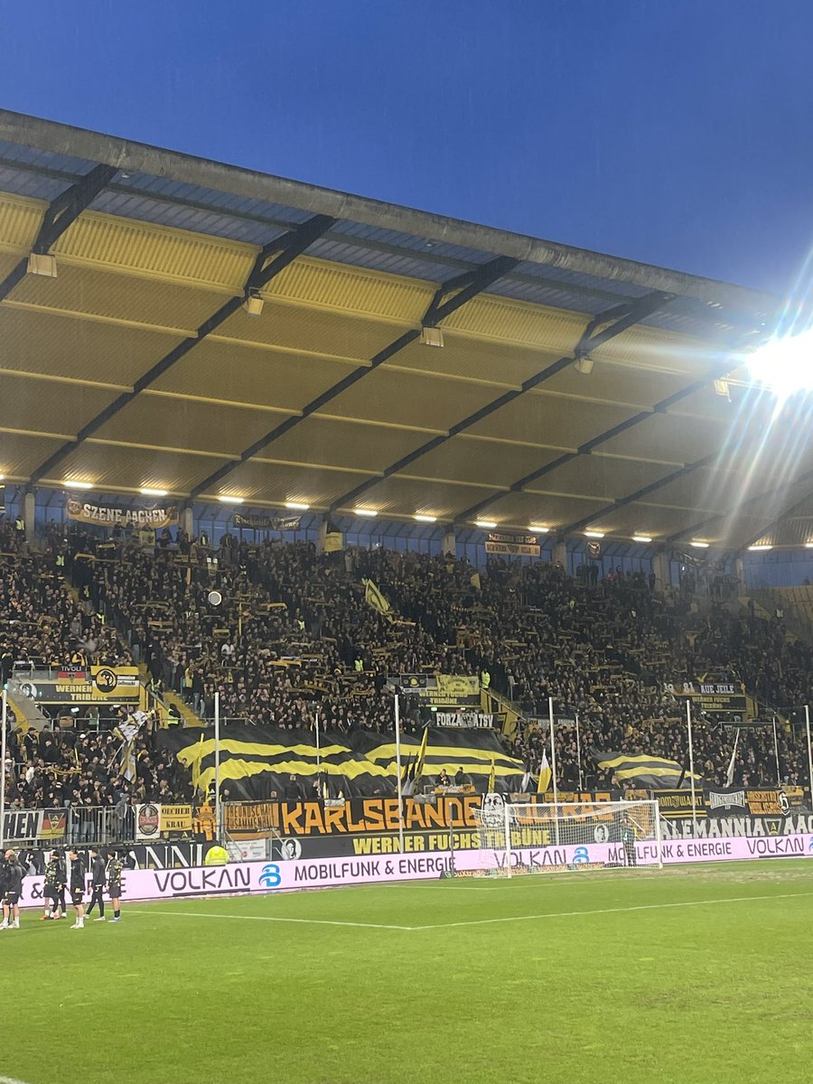 🇰🇵 tweet media