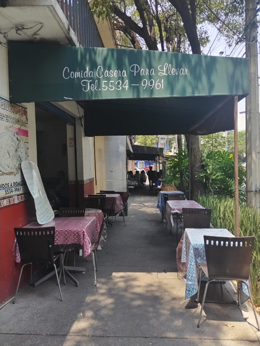 Laura Vázquez tweet media