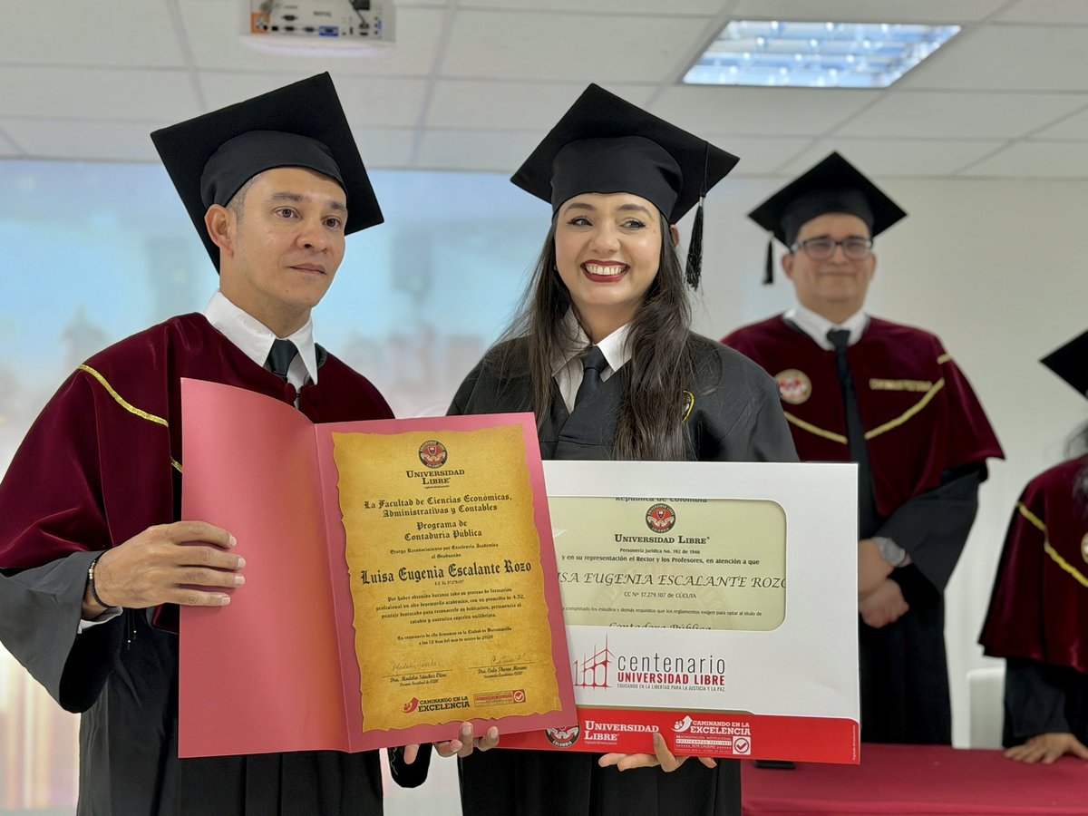 Unilibre_BQ's tweet photo. ¡Felicidades a los nuevos profesionales! 🧑🏼🎓 La Facultad de Ciencias Económicas, Administrativas y Contables de la Universidad Libre Seccional Barranquilla se enorgullece de sus graduados de Pregrados y Posgrados. ¡Orgullosamente Unilibristas! ♥️✨ #CEAC #UniversidadLibre #Éxito https://t.co/tg8mGlWJcz