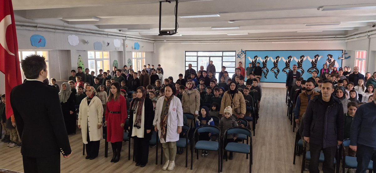 Metinkale61's tweet photo. 12 Mart İstiklal Marşı’nın kabulünün 105. yılını ve Çanakkale Zaferi’nin 111. yılını birlikte kutladık. Başta Gazi Mustafa Kemal Atatürk ve Milli Şairimiz Mehmet Âkif Ersoy olmak üzere tüm kahramanlarımızı rahmet ve minnetle anıyoruz.
@Trabzon_MEM
@AkcaabatIlceMEM
@ismetcavdar61 https://t.co/LN20AsErGv