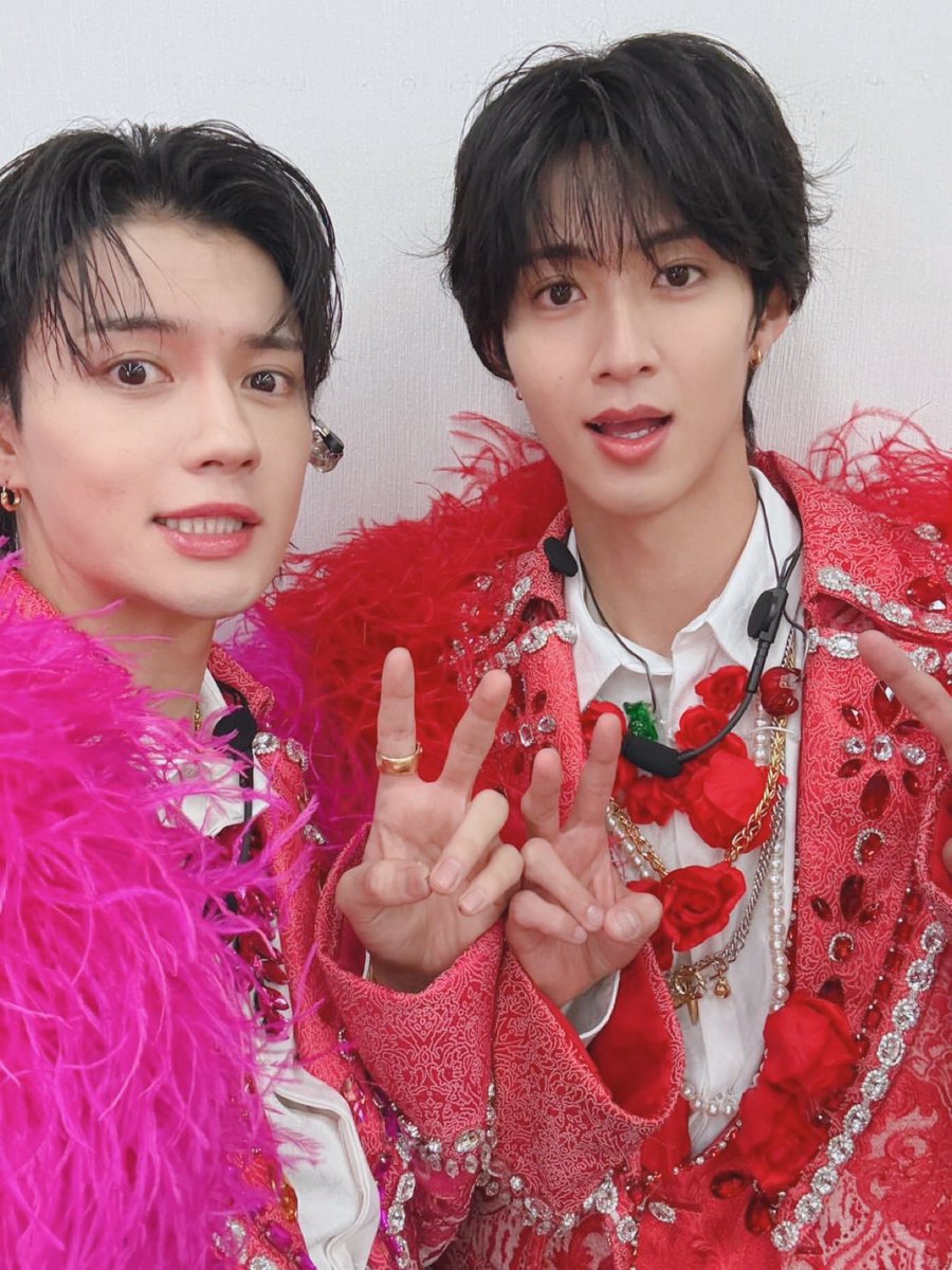 yu_yu_ebi's tweet photo. 佐野さん好き！！！ツーショたくさん！！

写真たくさんありがとうございます…ෆ.*･ﾟ https://t.co/ZJnJ2O7Uzm