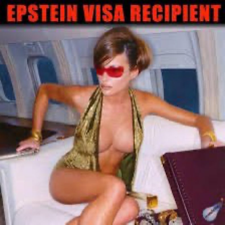 JORDELAS1's tweet image. Esta mujer #firstlady ¡ni hablar!, no es una visionaria, no es una mujer a la que la gente deba admirar, esta foto fue tomada en el #EPSTEİN jet privado. Es tan culpable como todos ellos #epsteintrumppedocoverup