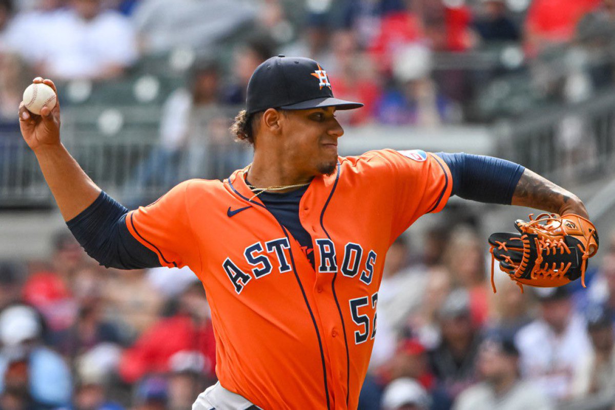 SleeperAstros's tweet image. How are we feeling about Bryan Abreu being the temporary closer until Josh Hader gets back? 🤔