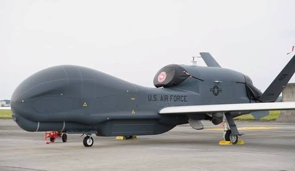 FlconEYES's tweet image. 🚨✈️ BLKCAT5 | #AE687C
Servicio de @USNavy #ISR
Drone MQ-4C Triton (no es P-8A) activo a esta hora sobre el Caribe 🌊
🔗 t.ly/8-7rF
📡 Mission: #SouthernSpear

Este potente drone estratégico de vigilancia marítima ahora realiza misiones tanto nocturnas como diurnas,