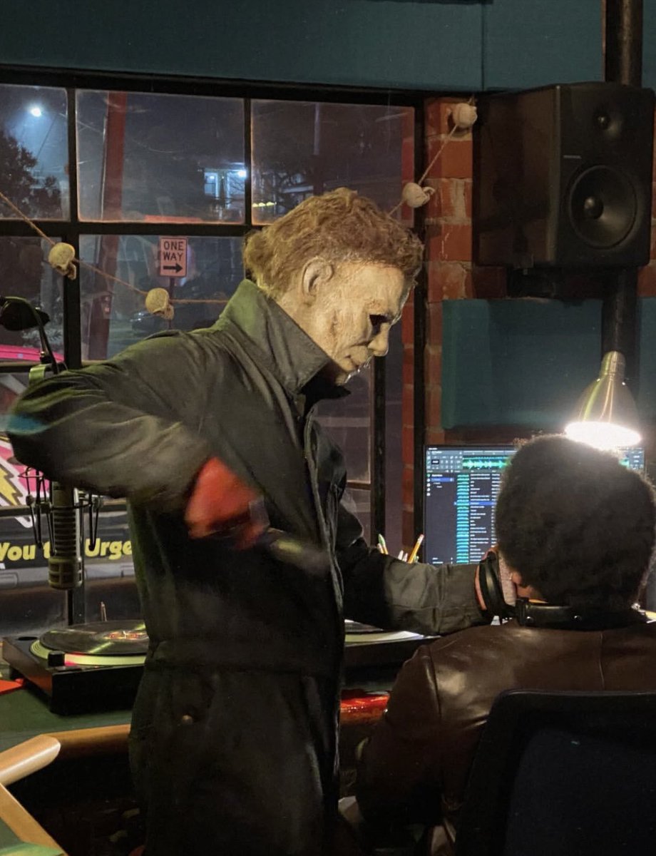 Halloween Movie Source tweet media