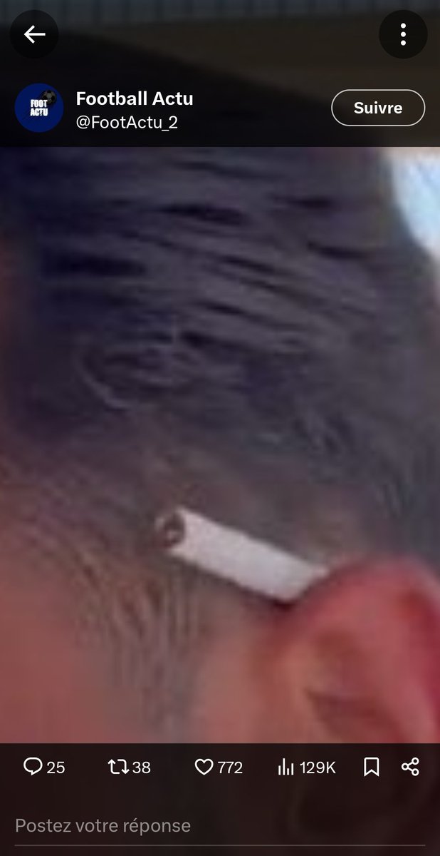 Mö Hour tweet media