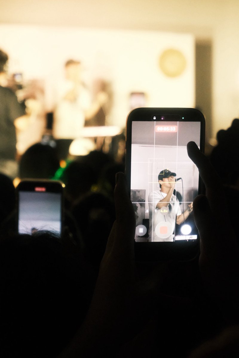 viva_records's tweet photo. An acoustic night with Wilbert Ross at the Sunnyside Production Launch ❤️

Hope everyone had a good night with our golden boy! ☀️
See you all tomorrow at the Viva Cafe Musika’t Hiling of Wilbert Ross. https://t.co/K6d8RFNvDV