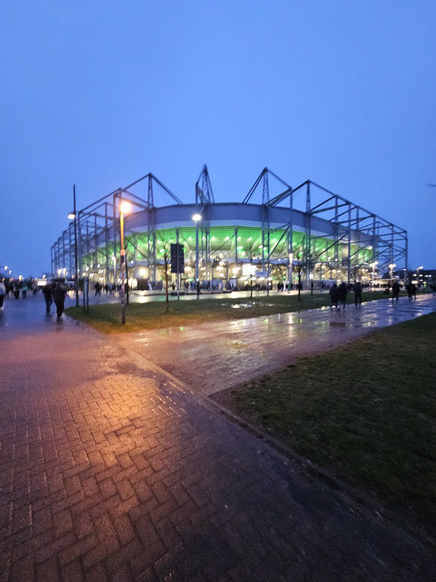 FreshS_spl's tweet photo. Sieht leider geil aus https://t.co/DfBPGEbI3f