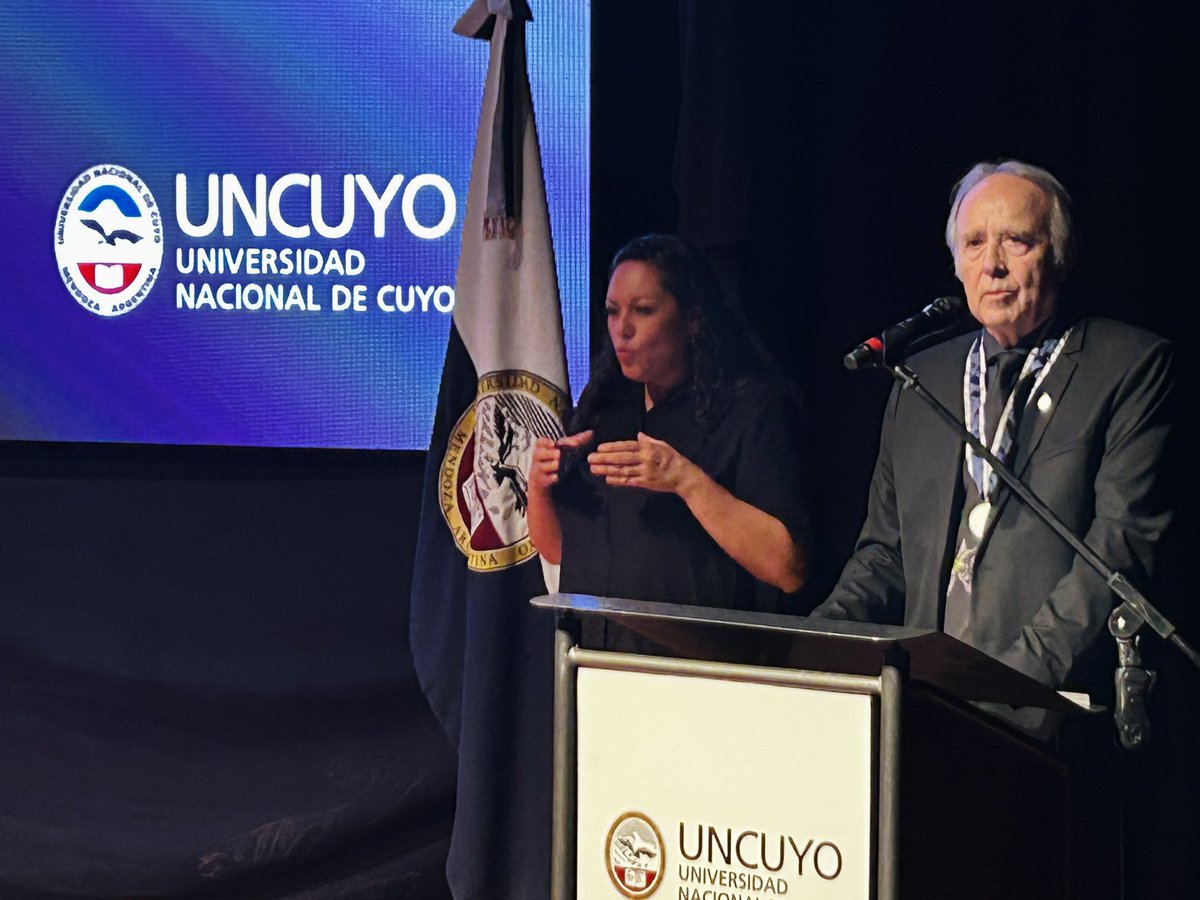 Flor Destéfanis tweet media