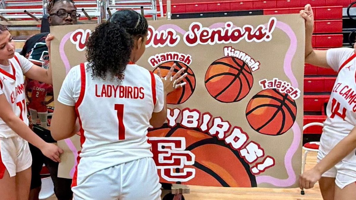 Riannah1031's tweet photo. Senior Season Stats 🏀

Points: 665  
PPG: 20.2  
Assists: 76 (2.3 APG)  
Steals: 152 (4.6 SPG)  
3PT Made: 105 (36% 
@Ballislife @mikemillsnc @TopPreps https://t.co/Terzcy28cG