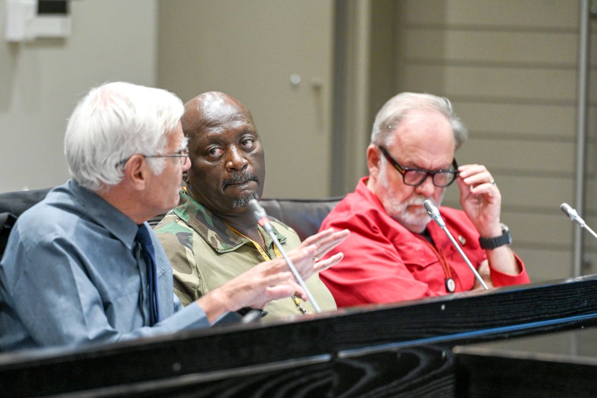 Defence Cluster Parliament of RSA tweet media