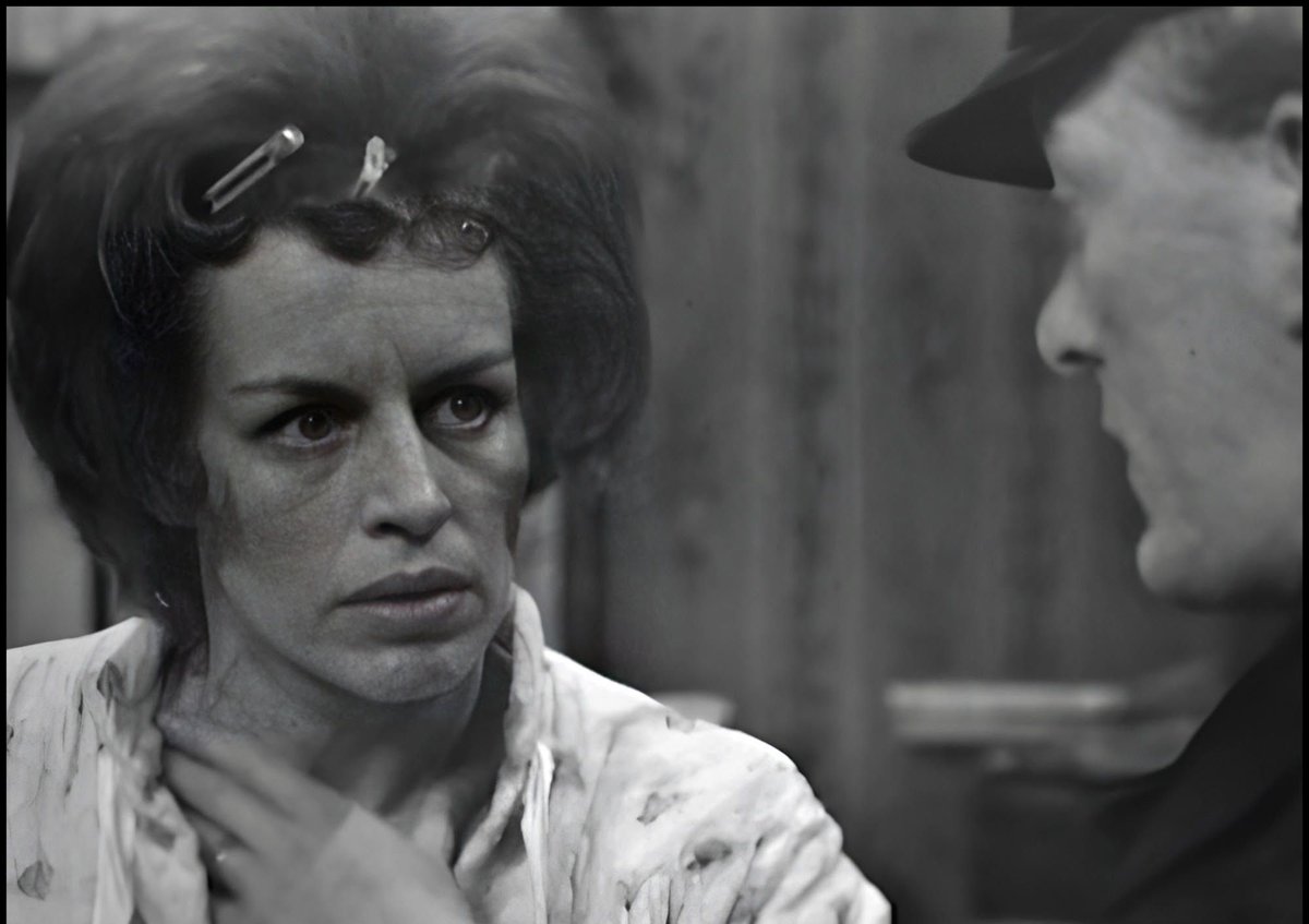 TalkingPicsTV's tweet photo. Robbed at gunpoint, but Barlow is suspicious about the cash stolen...

Premiere: 🚓 Z-CARS (1962) 🚓 8pm starring #StratfordJohns #YoothaJoyce #DianeAubrey #DouglasCummings 'Full Remission' #TPTVsubtitles Another brilliant vintage monochrome episode from the vaults! https://t.co/Hkb4ToqLul