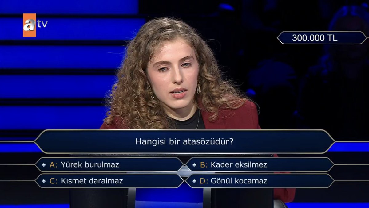 pusholder's tweet photo. Kim Milyoner Olmak İster yarışmasına katılan bir yarışmacının çekildiği 300.000 TL'lik soru:

"Hangisi bir atasözüdür?" https://t.co/y2CinbxH69