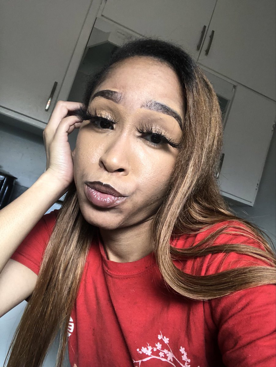 MULA🍒 tweet media